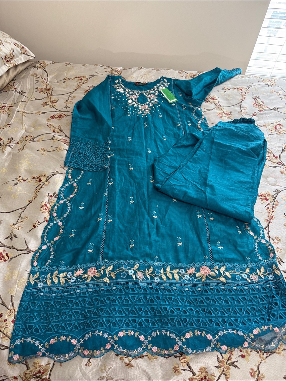 Embroidered 2pcs semi formal